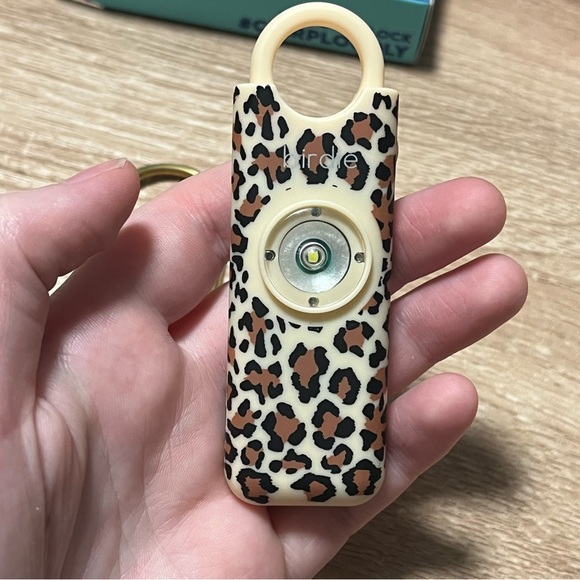 Birdie LIMITED EDITION Leopard Pattern Safety Device Alarm NEW - Picture 3 of 4